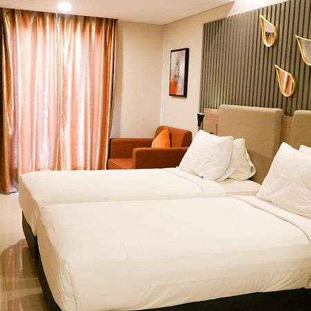 Verse Hotel צ'ירבון מראה חיצוני תמונה