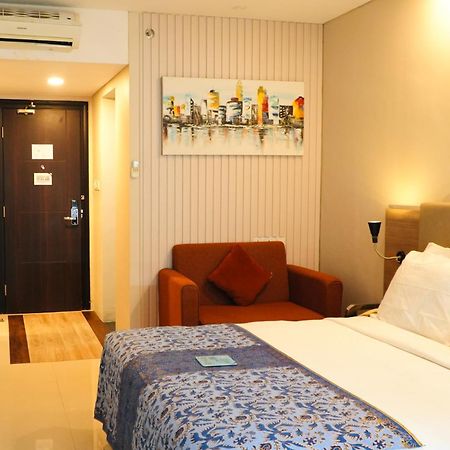 Verse Hotel צ'ירבון מראה חיצוני תמונה