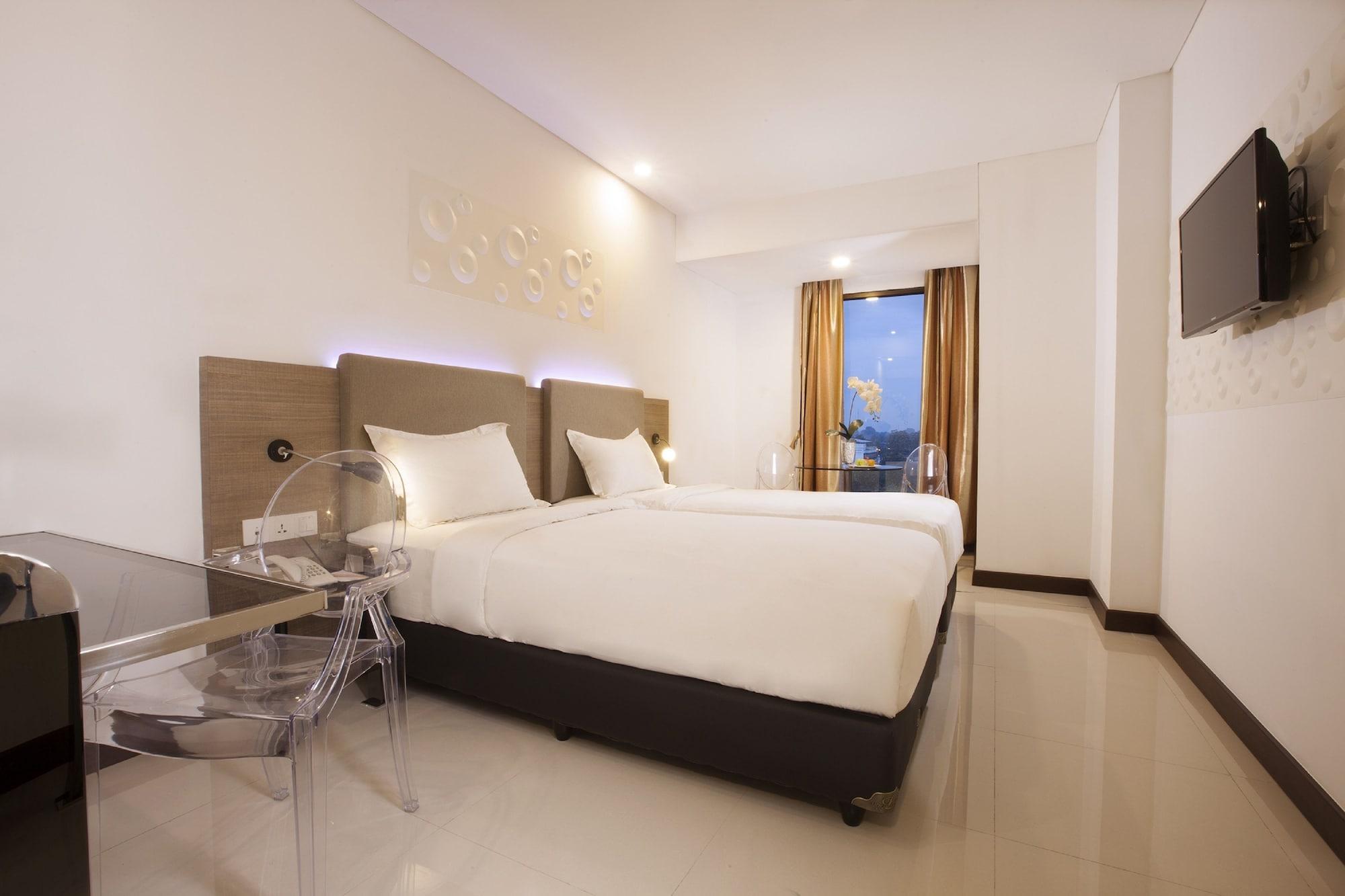 Verse Hotel צ'ירבון מראה חיצוני תמונה