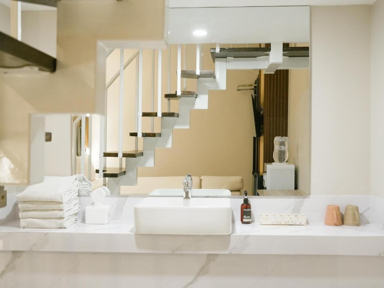 Verse Hotel צ'ירבון מראה חיצוני תמונה