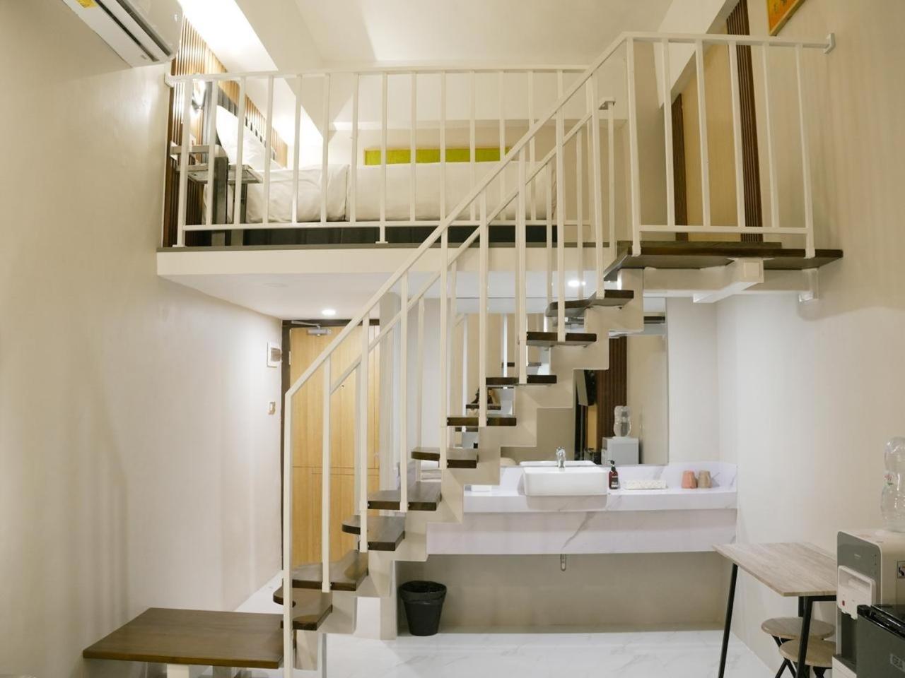 Verse Hotel צ'ירבון מראה חיצוני תמונה