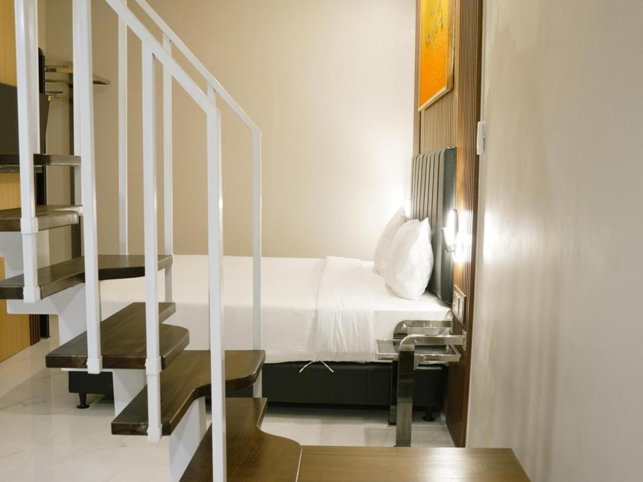 Verse Hotel צ'ירבון מראה חיצוני תמונה
